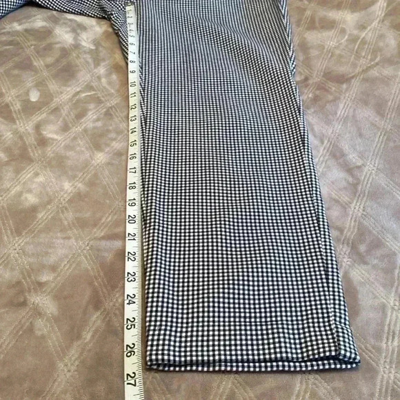 J. Jill Black & White Checked Woman’s Pull on Pants in Size 12. - Picture 8 of 11
